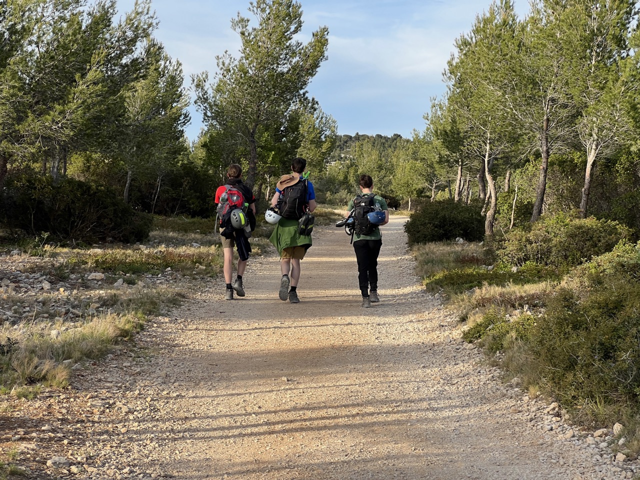 Still hiking back from Calanque d'En Vau.